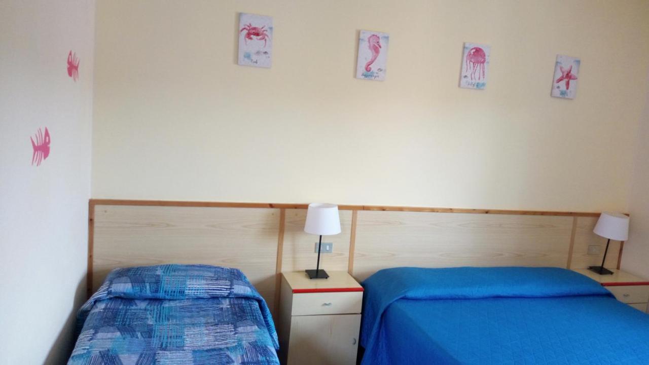 מרינה די קסטנייטו קרדוצ'י Hotel Lupo Di Mare מראה חיצוני תמונה