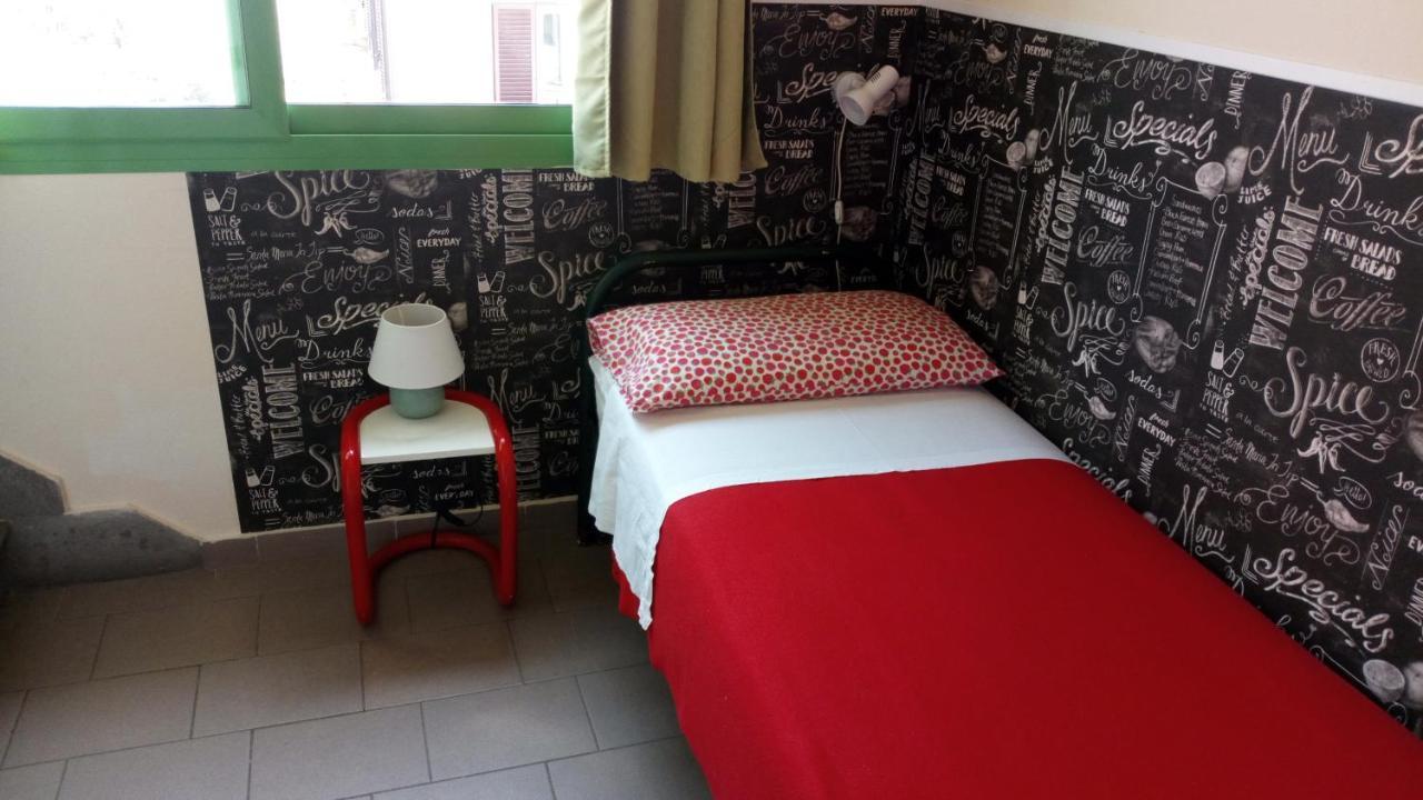 מרינה די קסטנייטו קרדוצ'י Hotel Lupo Di Mare מראה חיצוני תמונה